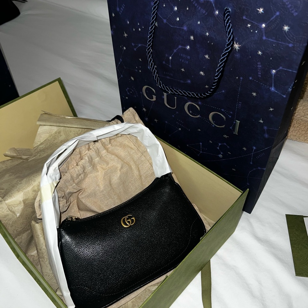 Aphrodite mini Gucci bag in black